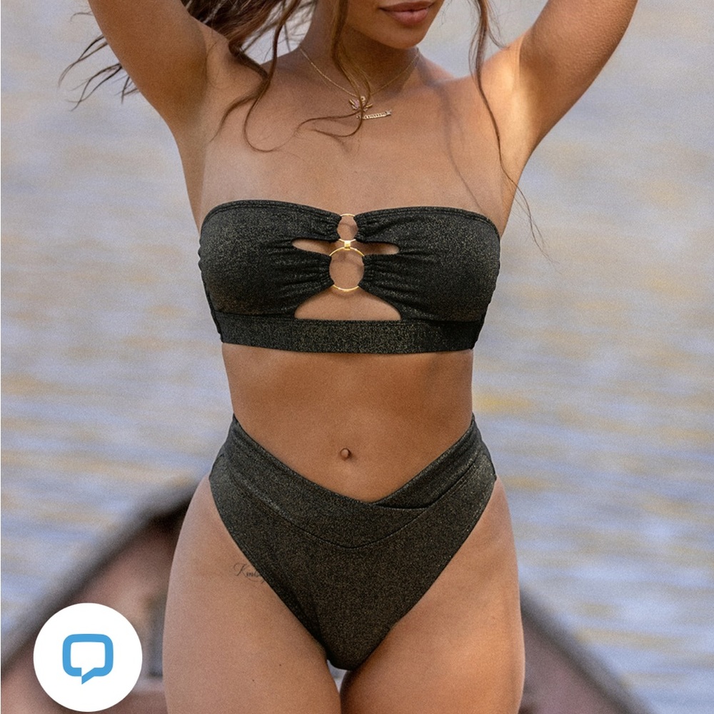 Cupshe X Vanessa Sparking Lurex O-Ring Bandeau & Cheeky Bikini Set